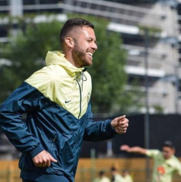 Jérémy Ménez fue muy criticado durante su estancia en México, pues todos sabían de sus lesiones: durante un año y medio sólo pudo jugar 22 partidos, en donde anotó 5 goles. Por lo que hoy han revelado todo lo que hacía fuera de las canchas y que al final provocaron que nunca rindiera.