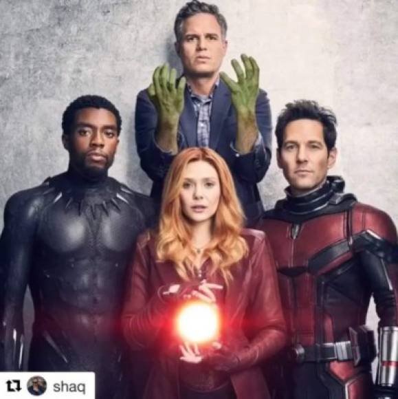 En su Instagram comparte fotos con el staff de 'Los Vengadores'.