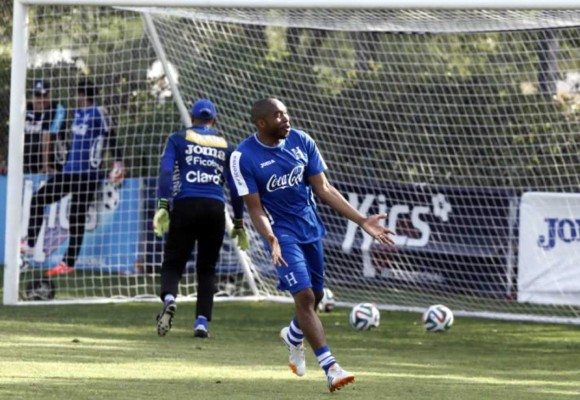 Honduras comenzó a afinar su táctica para el Mundial de Brasil