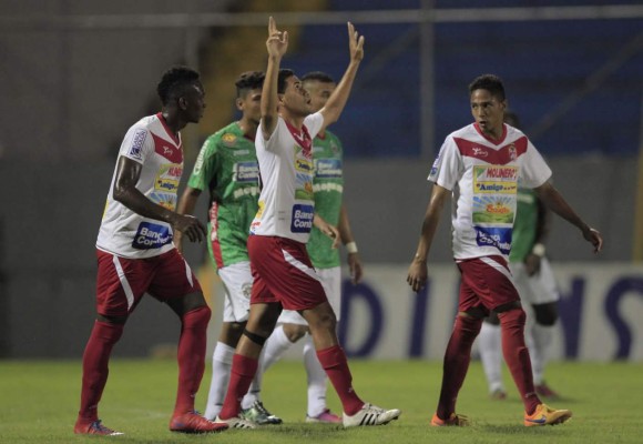 Real Sociedad aplasta a un deprimente Marathón