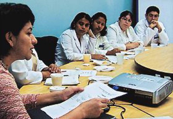 Llegarán 5 médicos residentes