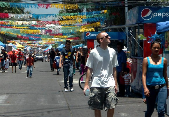 La Ceiba se alista para el carnaval