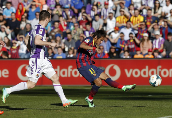 Valladolid sorprende a un desconocido Barça y lo aleja del título de Liga