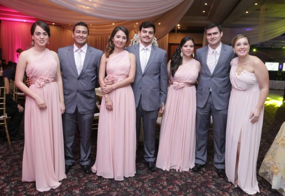 Adiós a un noviazgo con alegre enlace