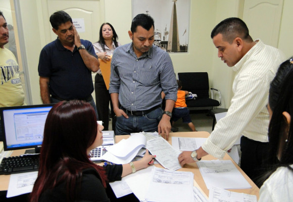 Comercio tiene hasta el 15 de febrero para pagar impuesto