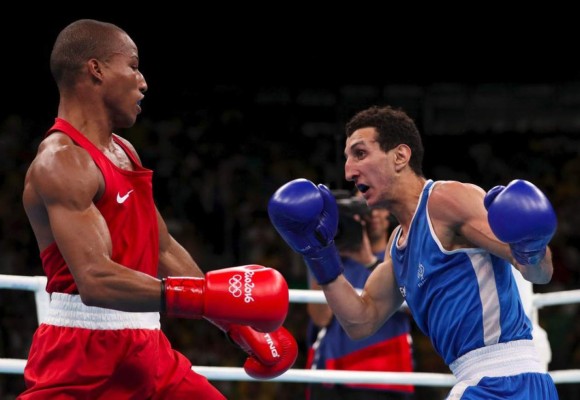 Boxeador brasileño obtuvo oro ante francés que eliminó a Teófimo