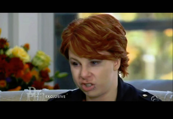 Víctima de Ariel Castro dice que la colgaba para castigarla