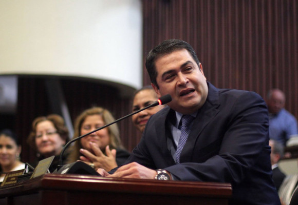 Juan Orlando acusa a dirigentes de Libre de apoyar crimen organizado