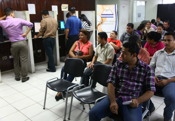 Hay cerca de 200 plazas vacantes en San Pedro Sula