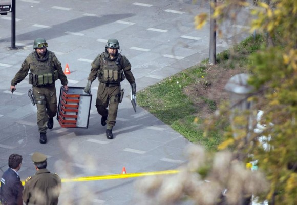 Atentado terrorista en metro de Chile deja al menos ocho heridos