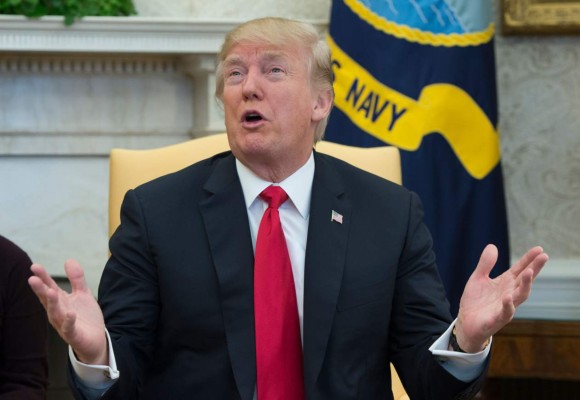 Trump culpa a las 'buenas noticias” por caída bursátil del lunes