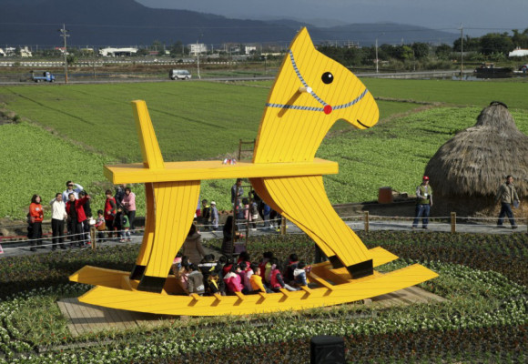 Asia entra en el Año del Caballo