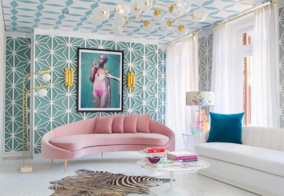 Las mujeres son protagonistas en la decoración de paredes