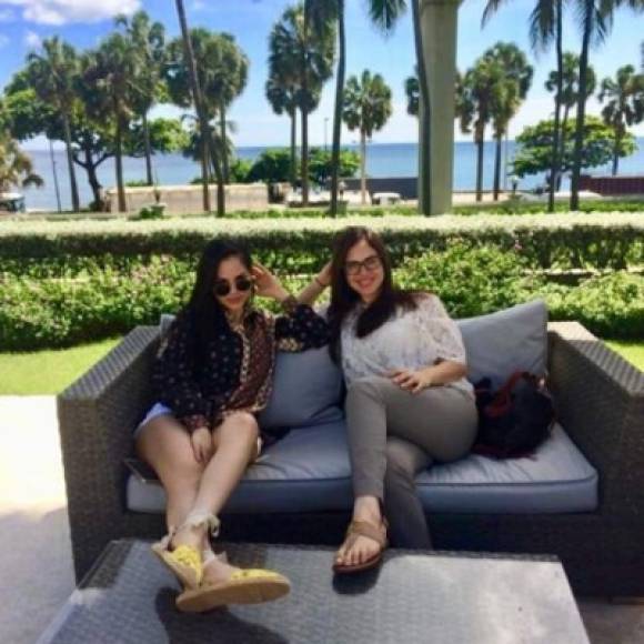 Las dos hermanas se llevan de maravilla y son unas apasionadas por la vida de campo y playa.