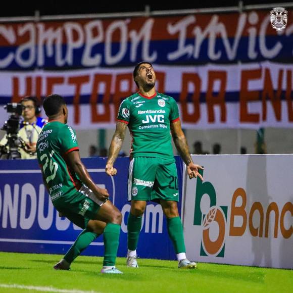 El grito eufórico de Maxi Pérez tras debutar con gol en la Liga Nacional.