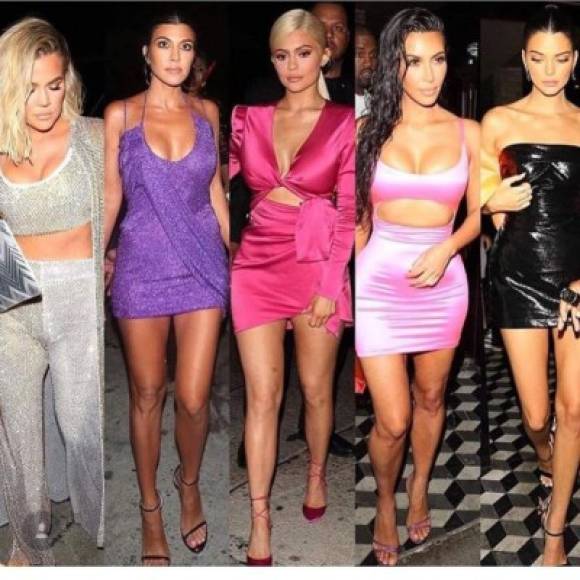 En el festejo no pudo faltar su polémica familia.<br/>Durante la noche Kylie compartió junto a sus hermanas Kim, Khloé, Kourtney y Kendall, y su madre, Kris Jenner.