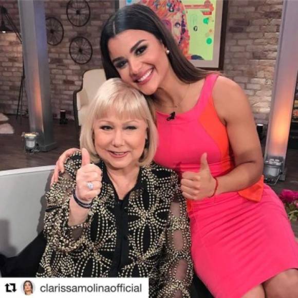 Cristina Saralegui disfruta de sus homenajes y reconocimientos por ser una de las presentadoras con más de 3 mil horas en televisión.