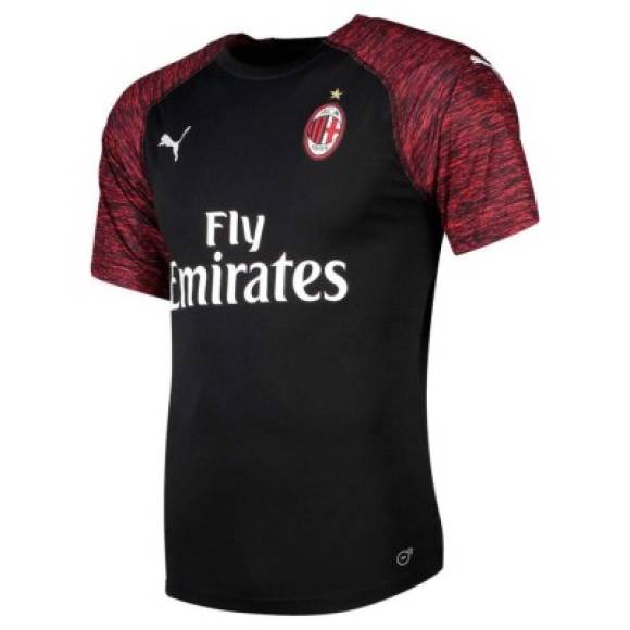 La tercera camiseta del AC Milan para la temporada 2018-19.