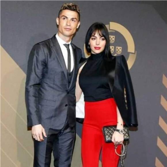 Georgina Rodríguez, la prometida de Cristiano Ronaldo, es la WAG más mediática del Real Madrid.