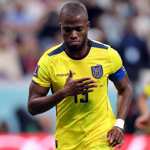 Enner Valencia celebrando su primer gol en el Mundial de Qatar 2022.