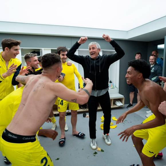 El festejo en el camerino de la plantilla del Villarreal.