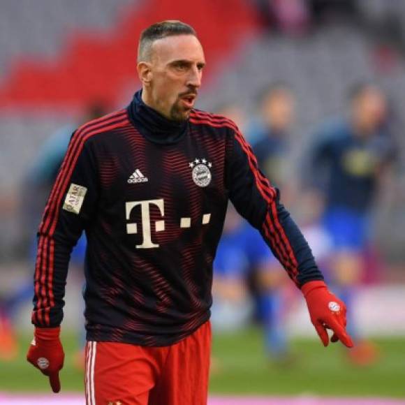 Franck Ribéry dejará esta temporada el Bayern Múnich, ha bajado un puesto en la clasificación de los mejor pagados. Habrá que esperar si el nuevo contrato con su club de destino le permite continuar en el Top 10 en 2020.