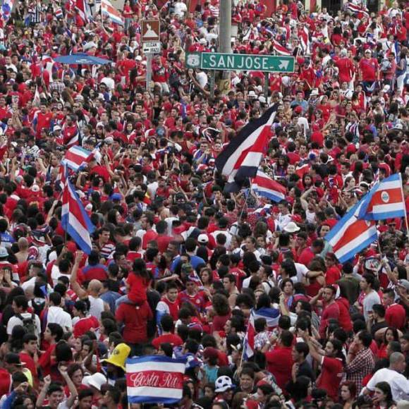 Las calles de San José contó con la reunión de miles de personas que llegaron para celebrar el pase al Mundial.