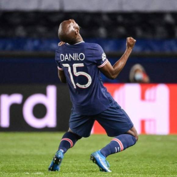 Danilo Pereira: El centrocampista ha estado en el PSG a préstamo por parte del Porto y todo indica que no seguirá en el cuadro parisino. Foto Facebook PSG.