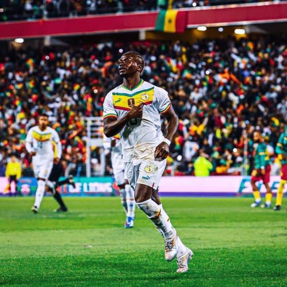 Ahora el futbolista se encuentra concentrado de cara al debut de la selección de Senegal el próximo lunes ante Gambia, en donde comenzará la defensa de su título. 