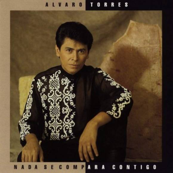 El cantautor y compositor salvadoreño Álvaro Torres formó parte del concierto que tenía un valor de cinco dólares la entrada.