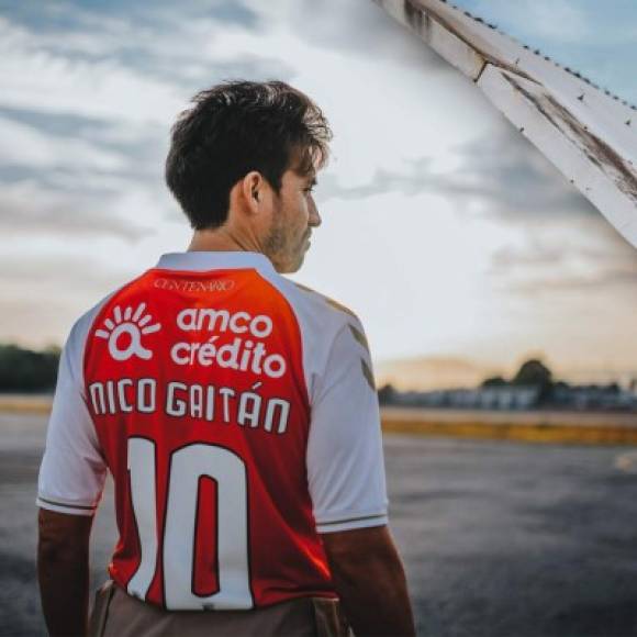 El futbolista argentino Nico Gaitán regresa a Portugal. Tras triunfar en el Benfica, el jugador ha fichado por el Sporting de Braga, como ha anunciado el club en sus redes sociales. El extremo ficha por coste cero tras quedar libre del Lille y firma por una temporada.