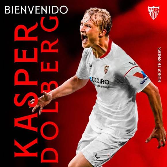 El Sevilla FC y el OGC Niza de la Ligue 1 francesa han alcanzado un acuerdo para la cesión por una temporada del delantero internacional danés Kasper Dolberg al club español. El equipo hispalense guarda una opción de compra.