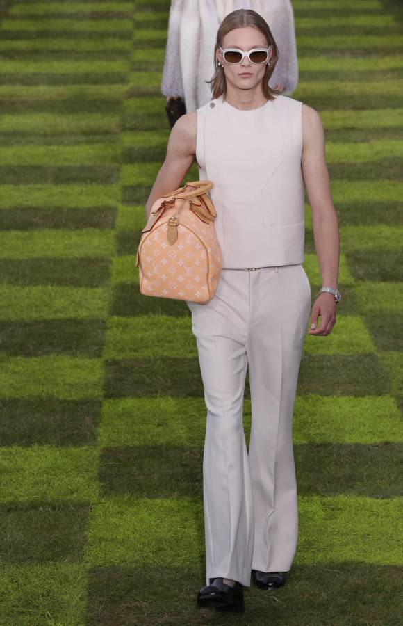 Louis VuittonPrêt-à-porter masculino Primavera/Verano 2025 como parte de la Semana de la Moda de París.