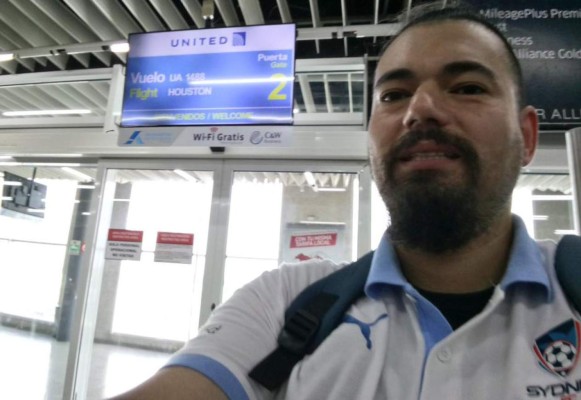 Aficionado australiano se despide de Honduras con emotivo mensaje