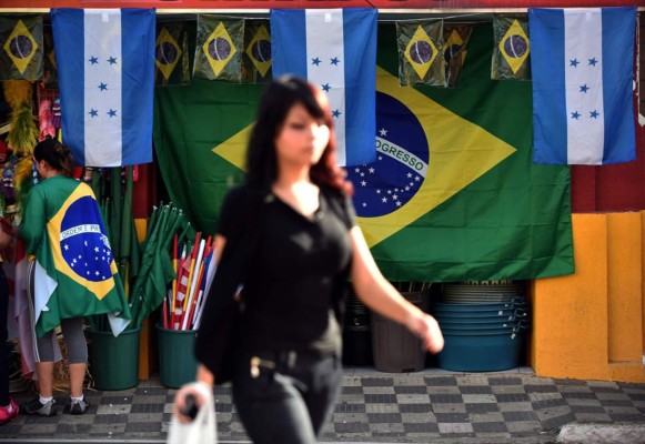 Piden a hondureños tomar precauciones en Brasil