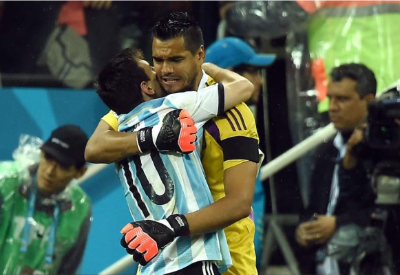 Argentina se impuso en penales a Holanda y alcanza su final soñada