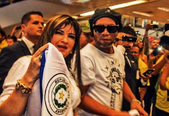 Empresaria paraguaya relacionada con Ronaldinho da señales de vida
