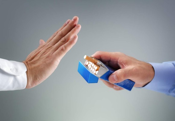 Fumar le cuesta al mundo 1.4 billones de dólares al año en enfermedades y productividad perdida