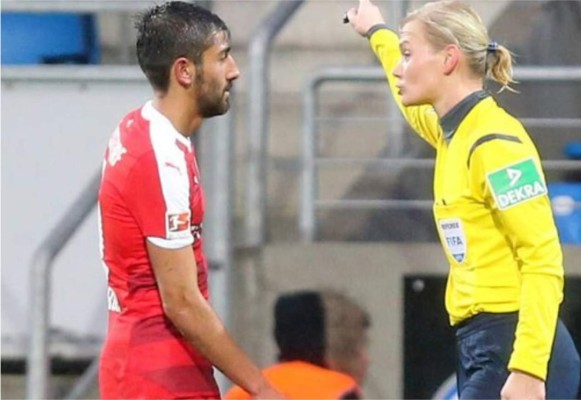 Arbitrará partido femenino por sus comentarios sexistas