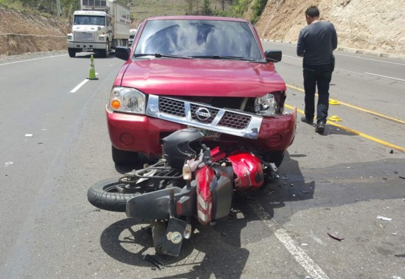Motociclista pierde la vida en accidente vial en Comayagua