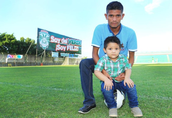 Cristhian, el utilero que cumplió su sueño de dirigir en Primera División