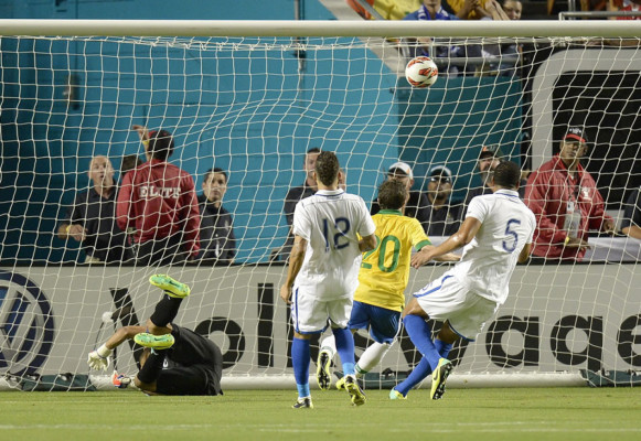 Brasil se vengó y humilló a Honduras con su 'Jogo Bonito'