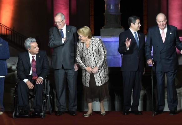 JOH y rey Juan Carlos en toma de posesión de Sebastián Piñera