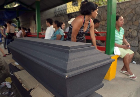 Matan motorista y ayudante para robarles camión cargado de granos