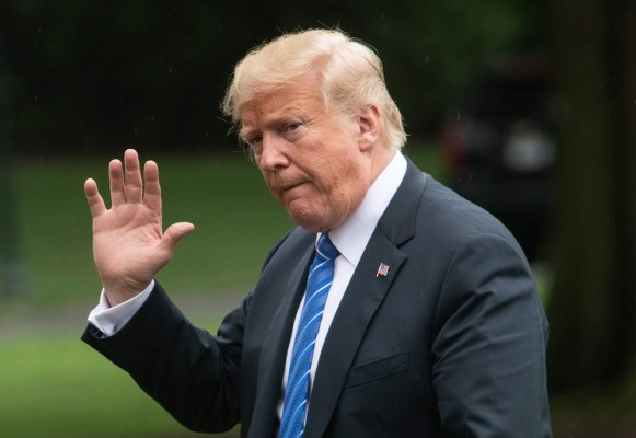 China tiene actitud 'maliciosa' en el comercio, dice Trump