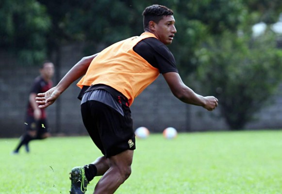 Bryan Acosta: 'Espero este año salir al extranjero'