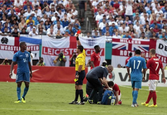 Honduras amarga a Inglaterra y llegará con confianza al Mundial