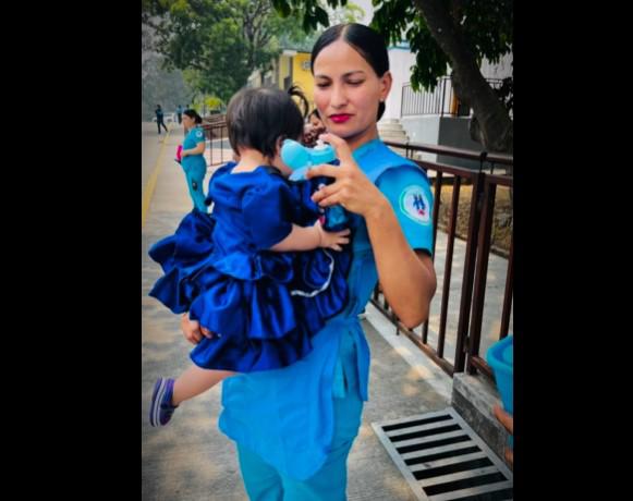 Yuli era una policía muy querida por los niños; intensifican la búsqueda de su asesino