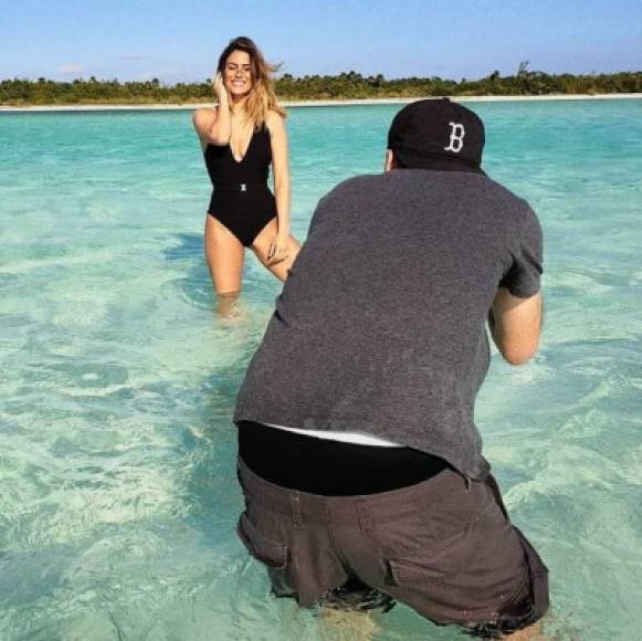 La actriz viajó el pasado marzo hasta la paradisíaca isla de Cozumel, en México, para la sesión de fotos.