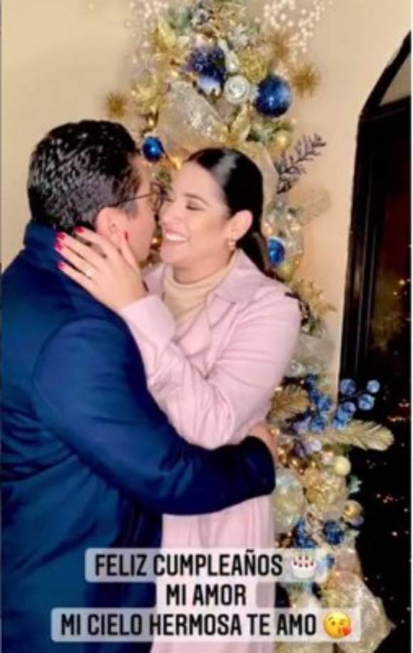 “Mi cielo hermosa @carolinalanzanavarro hoy celebramos tu cumpleaños Dios es maravilloso conmigo por darme el privilegio de poder tenerte en mi vida. Quiero que sepas que te admiro, eres extraordinaria, tu gran corazón, tu nobleza y ese espíritu aguerrido que tienes es un ejemplo”, expresó Eder junto a un video en el que aparecen varias postales de él junto a la guapa presentadora.<br/>